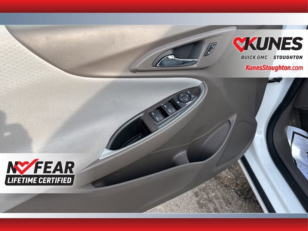 Used 2024 Chevrolet Malibu LT image 19