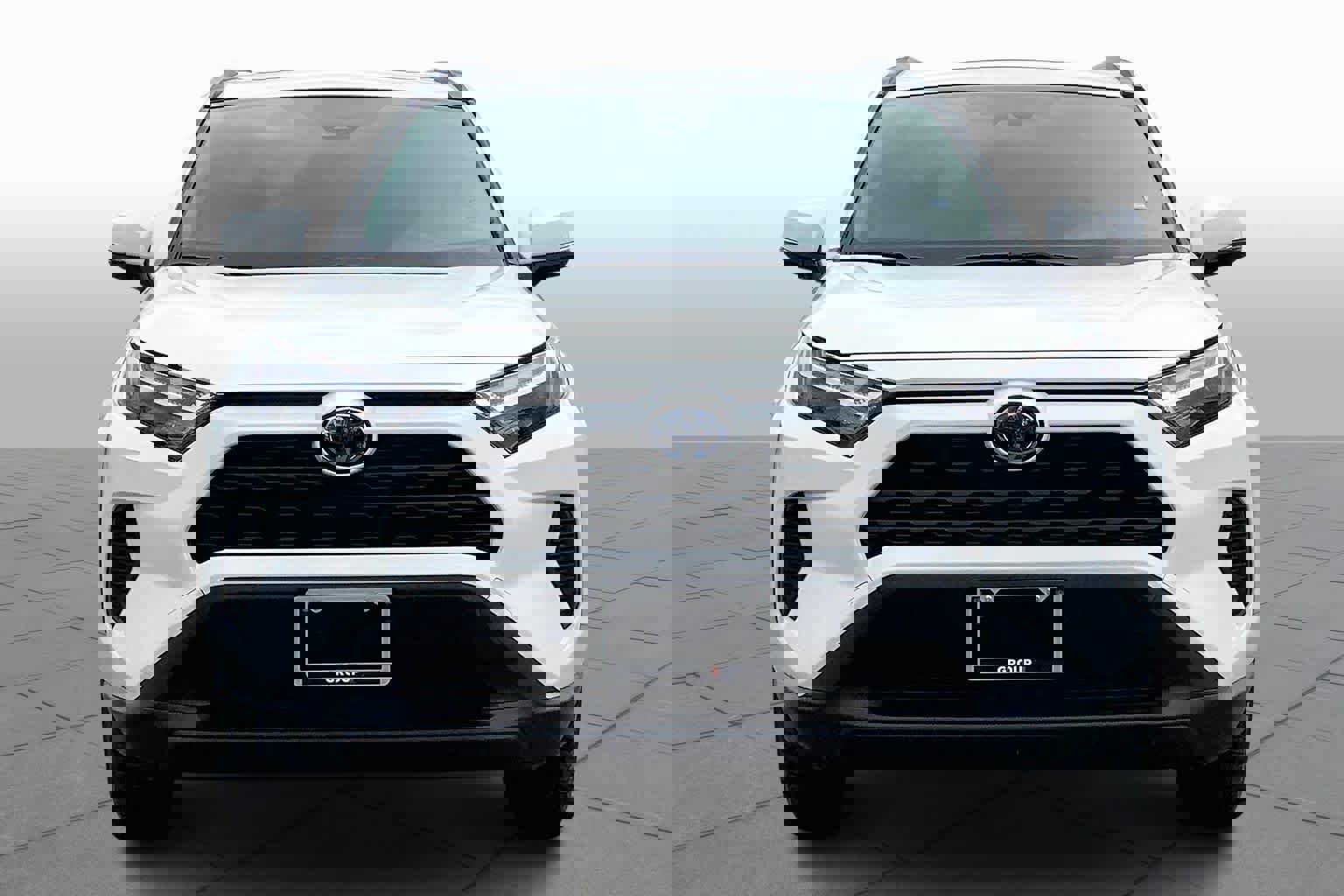 Used 2024 Toyota RAV4 XLE image 3