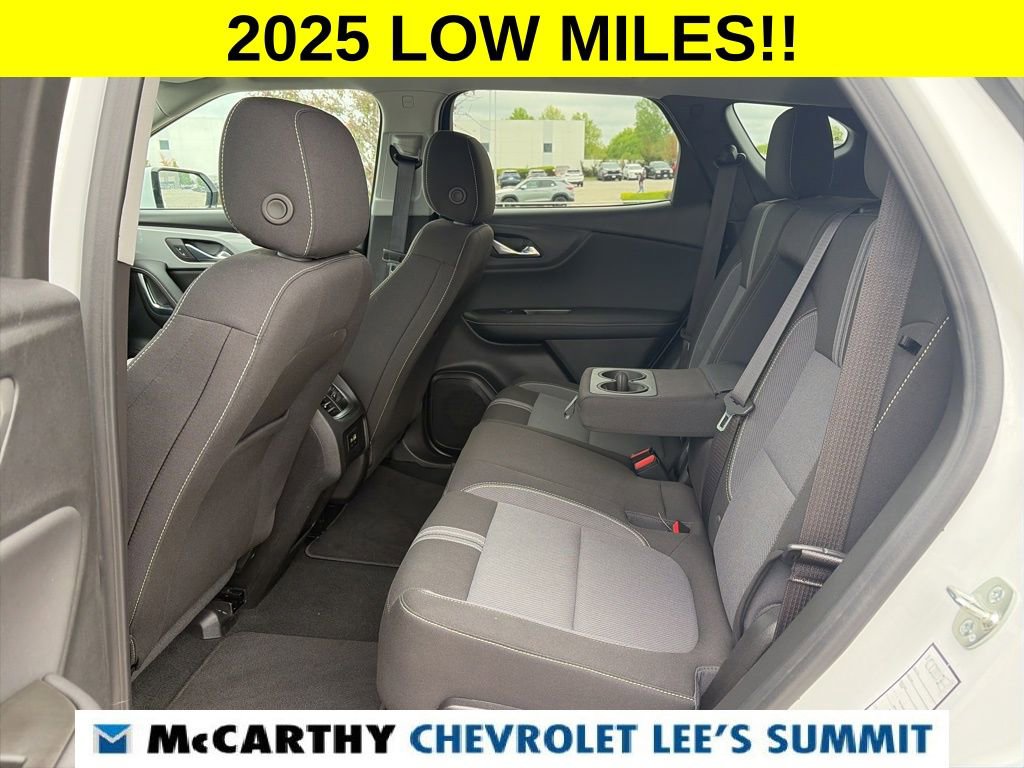 Used 2025 Chevrolet Blazer LT FWD image 39