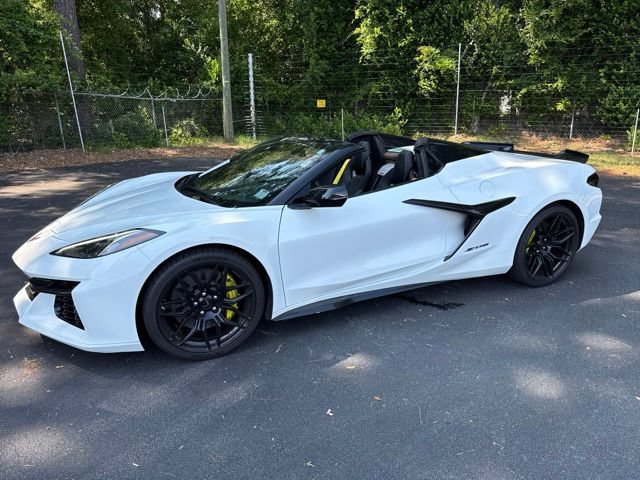 Used 2024 Chevrolet Corvette Z06 RWD image 29