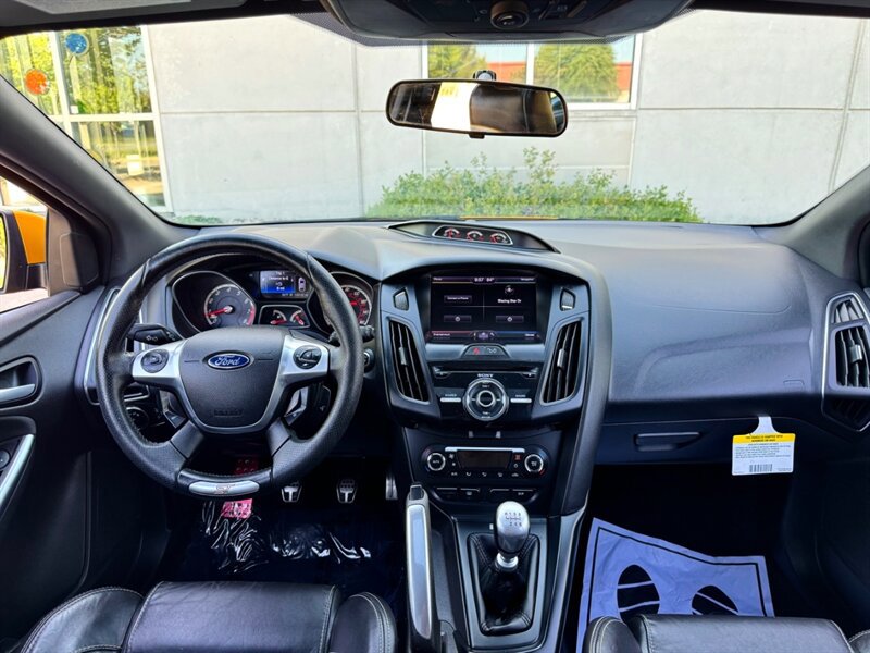 Used 2013 Ford Focus ST FWD image 14