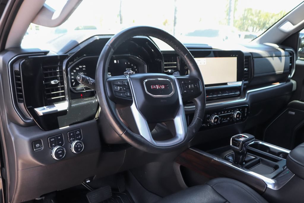Used 2023 GMC Sierra 1500 SLT w/ SLT Premium Package AWD/4WD image 25