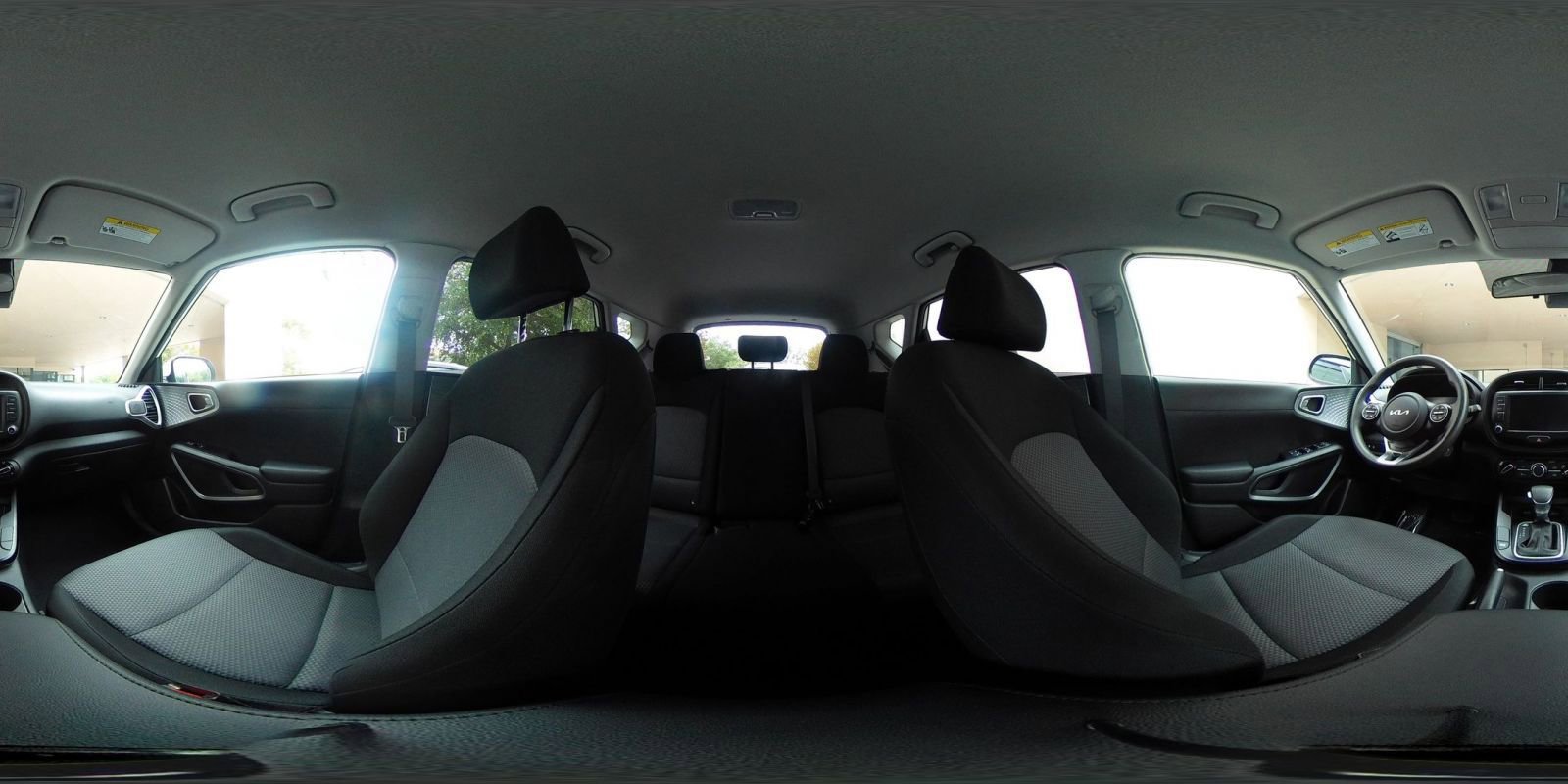 Used 2025 Kia Soul LX w/ LX Technology Package image 37