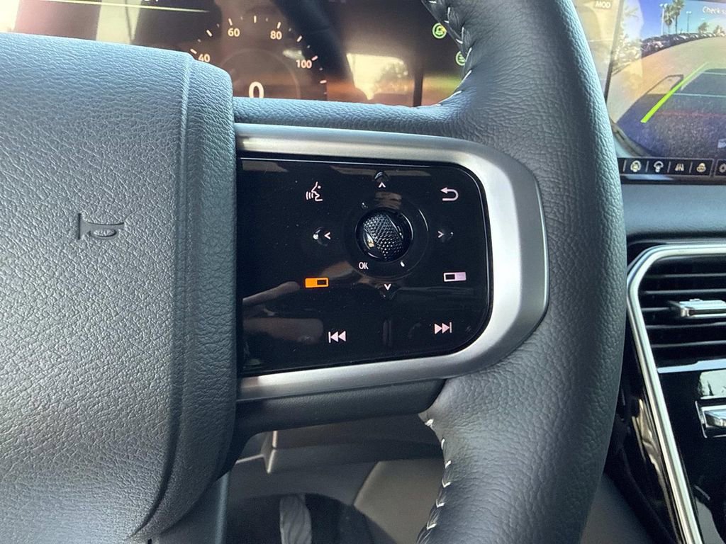 New 2026 Nissan Armada Platinum image 31