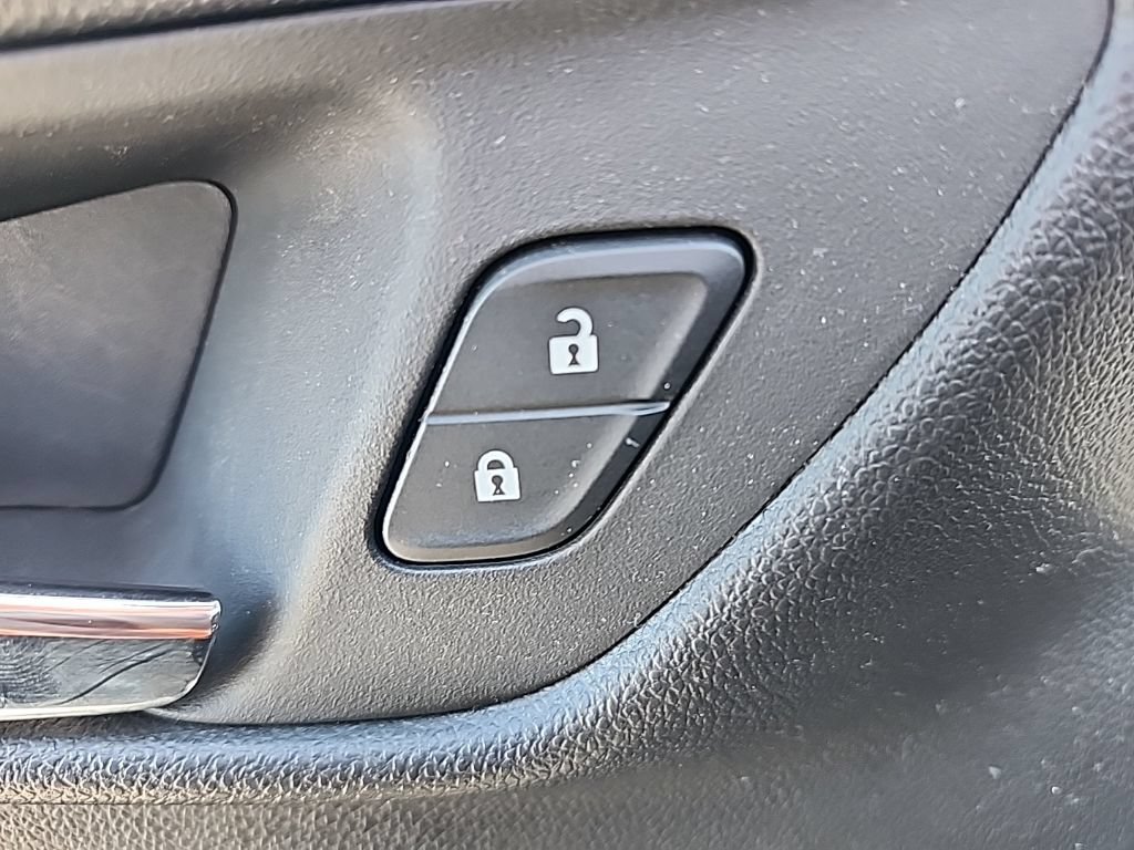 Used 2024 Chevrolet Trax LS FWD image 18
