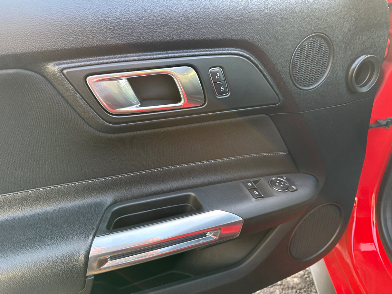 Used 2018 Ford Mustang Coupe w/ Equipment Group 101A image 10