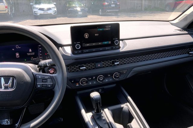 Used 2024 Honda Accord EX image 5