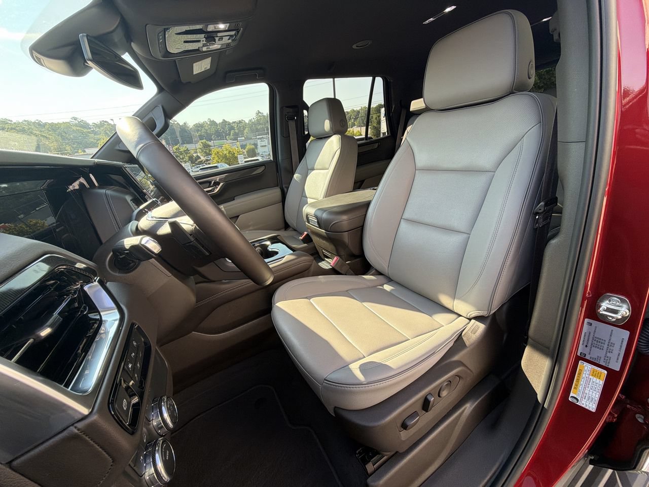 Used 2026 GMC Yukon Elevation AWD/4WD image 14
