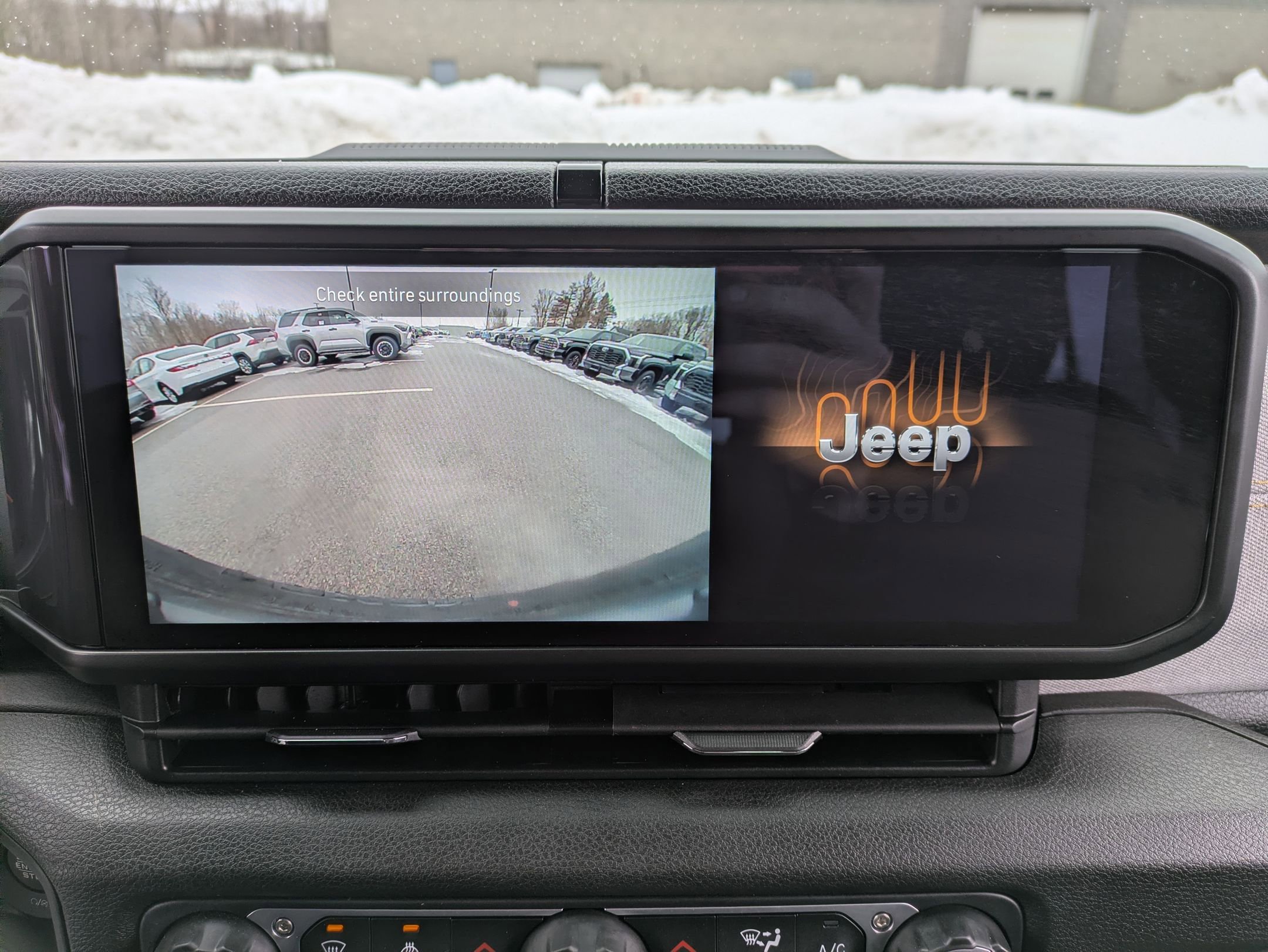 Used 2025 Jeep Wrangler Unlimited Sport image 12