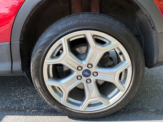 Used 2018 Ford Escape Titanium w/ Ford Safe & Smart Package AWD/4WD image 21