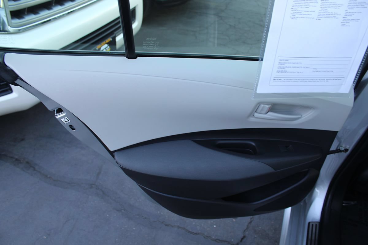 Used 2023 Toyota Corolla LE w/ Carpet Mat Package (TMS) FWD image 22