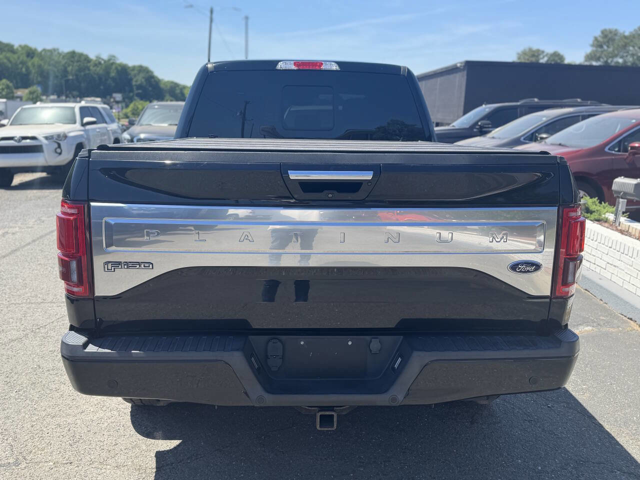 Used 2016 Ford F150 Platinum w/ Equipment Group 701A Luxury AWD/4WD image 5
