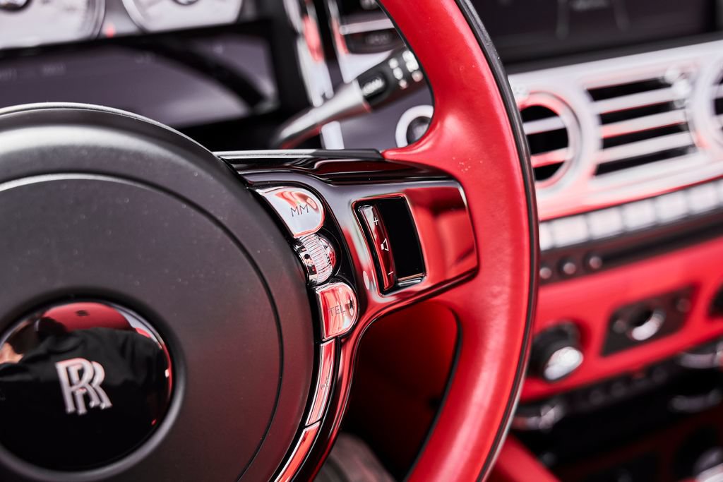 Used 2018 Rolls-Royce Dawn RWD image 53