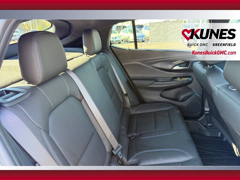 Used 2025 Buick Envista Sport Touring w/ Convenience I Package FWD image 38