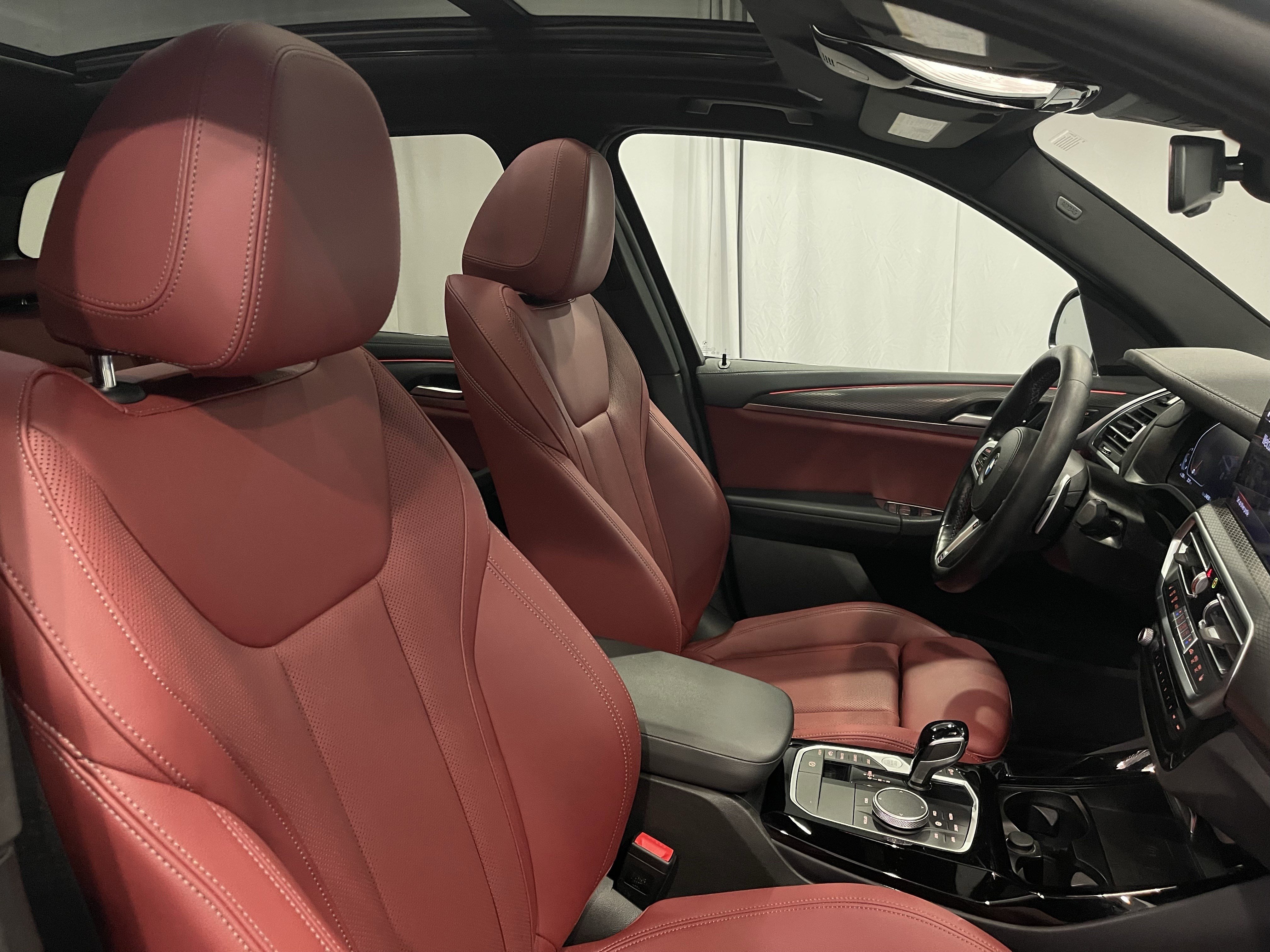 Used 2024 BMW X3 M40i w/ Parking Assistance Package image 16