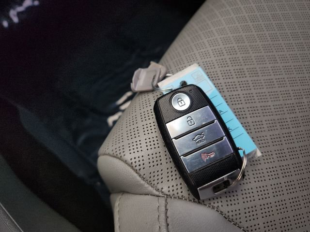 Used 2018 Kia Optima EX image 46