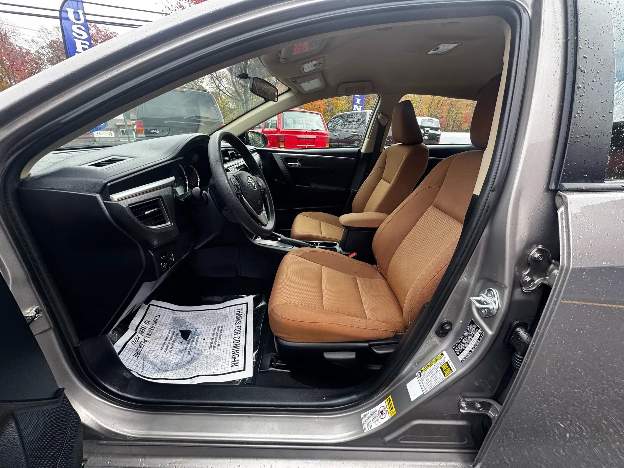 Used 2014 Toyota Corolla LE image 11