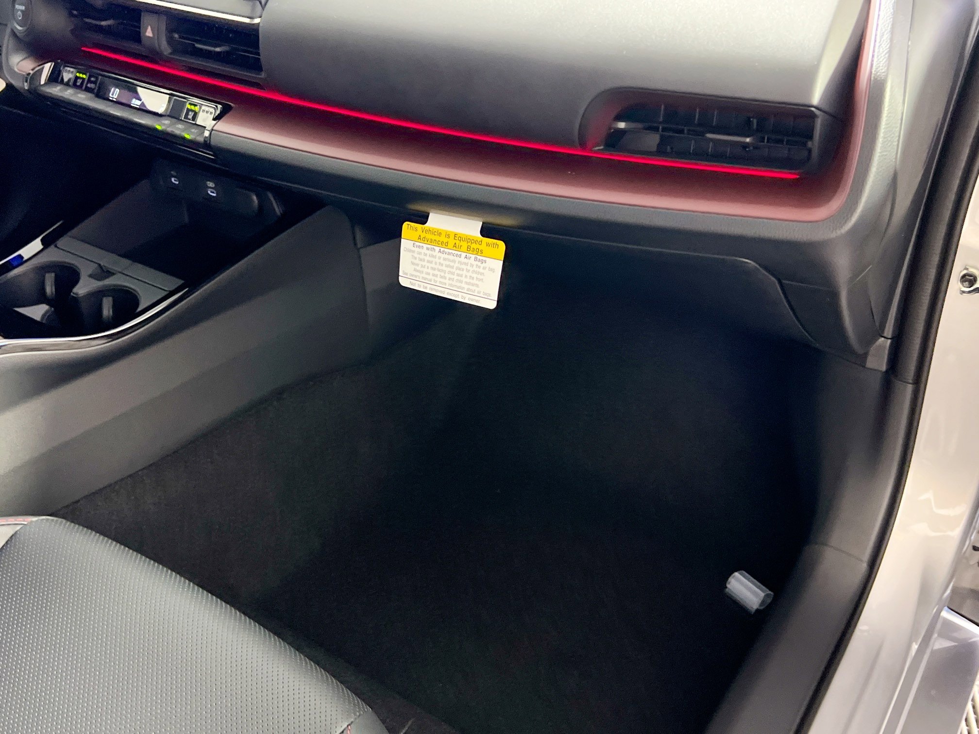 New 2026 Toyota Prius Plug-In Hybrid image 34