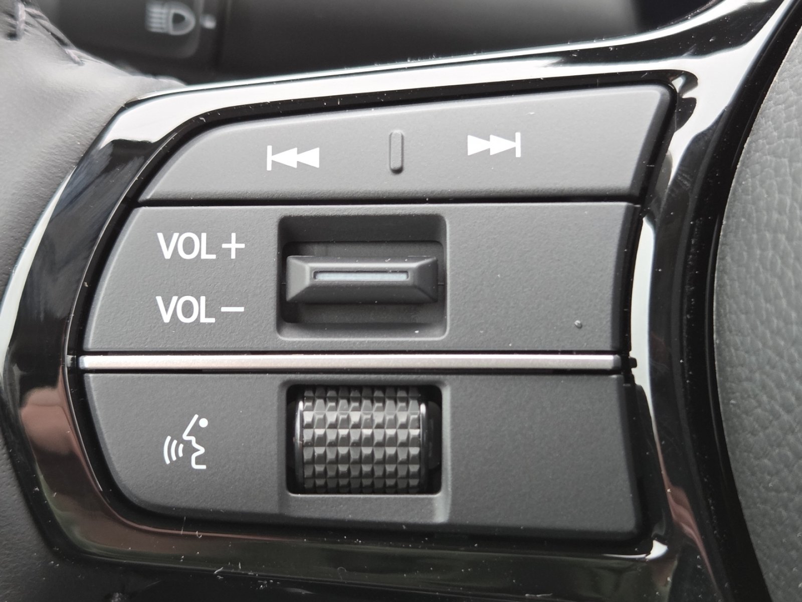 New 2026 Honda CR-V EX-L image 11