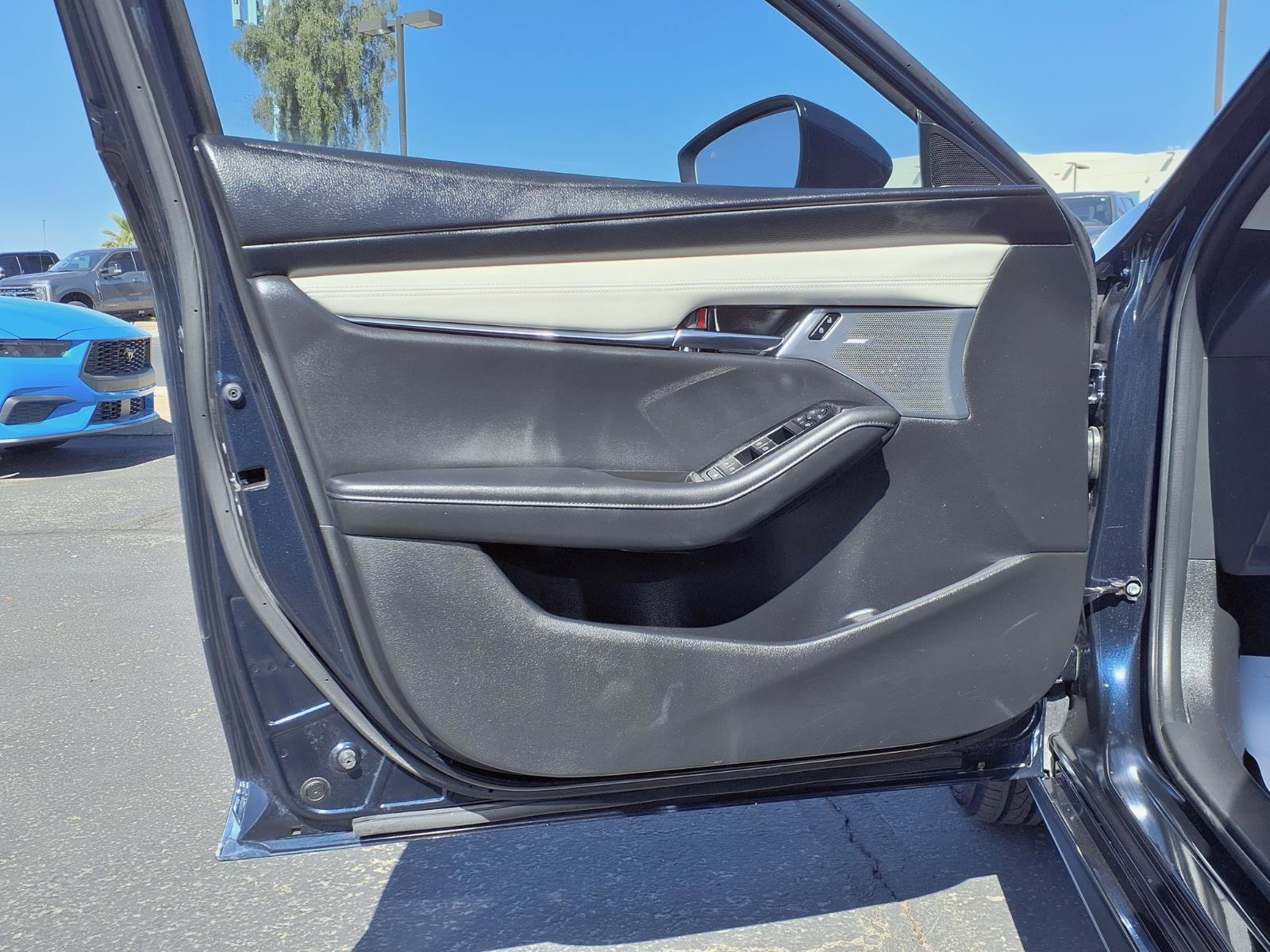 Used 2021 MAZDA MAZDA3 s FWD image 20