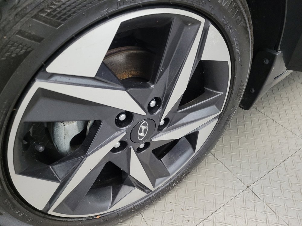Used 2023 Hyundai Elantra SEL w/ Convenience Package image 31