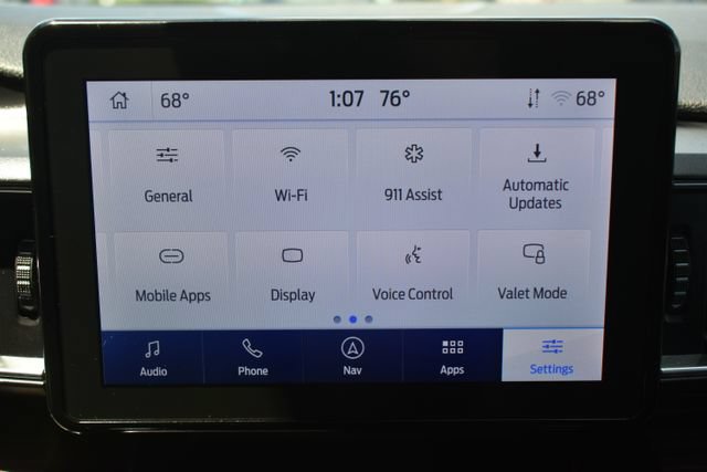Used 2023 Ford Explorer Limited w/ Class IV Trailer Tow Package AWD/4WD image 32