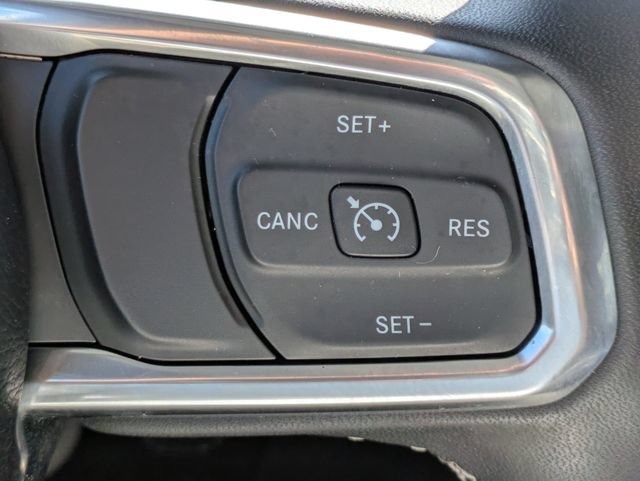 Used 2023 Jeep Wrangler Unlimited Sahara AWD/4WD image 24