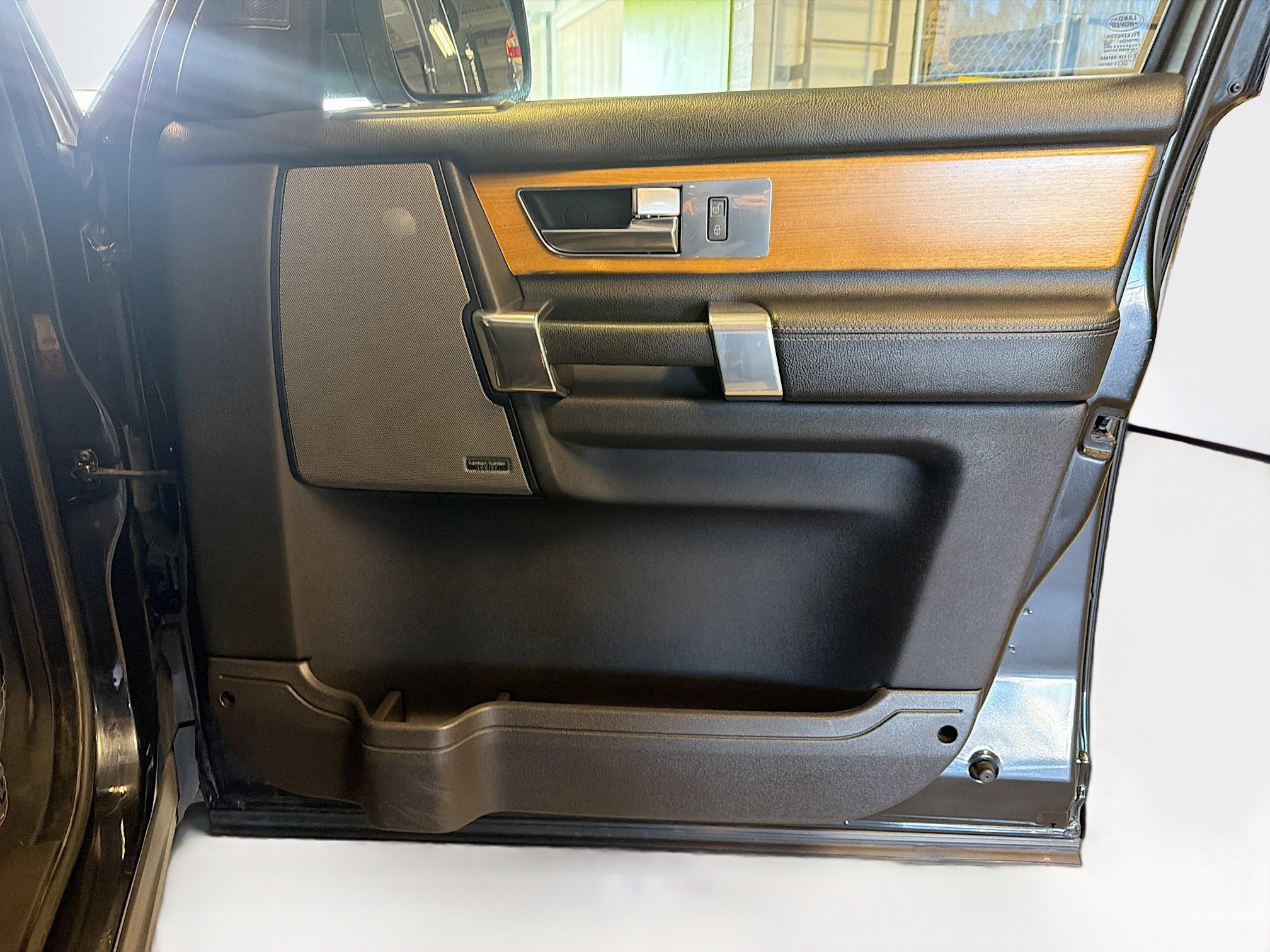 Used 2012 Land Rover LR4 HSE LUX image 34