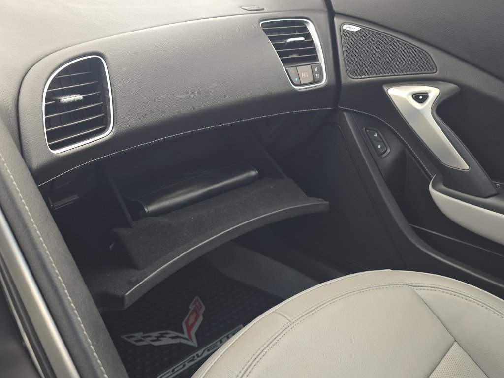 Used 2017 Chevrolet Corvette Stingray Coupe w/ 2LT Preferred Equipment Group image 25