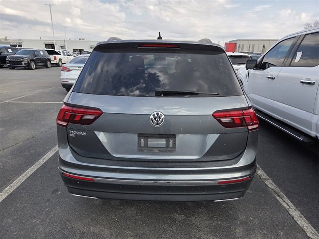 Used 2021 Volkswagen Tiguan SE image 9
