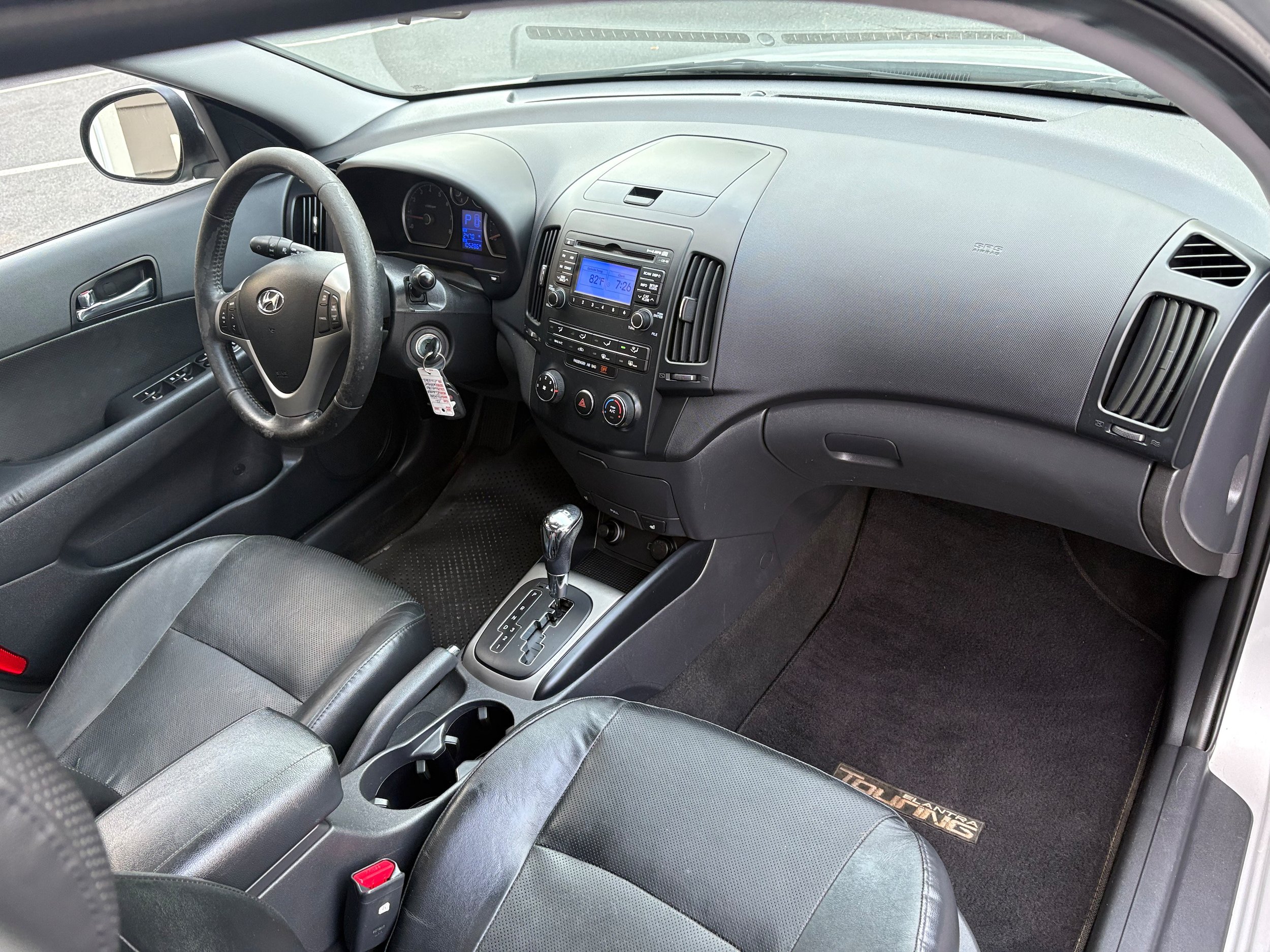 Used 2012 Hyundai Elantra FWD image 26