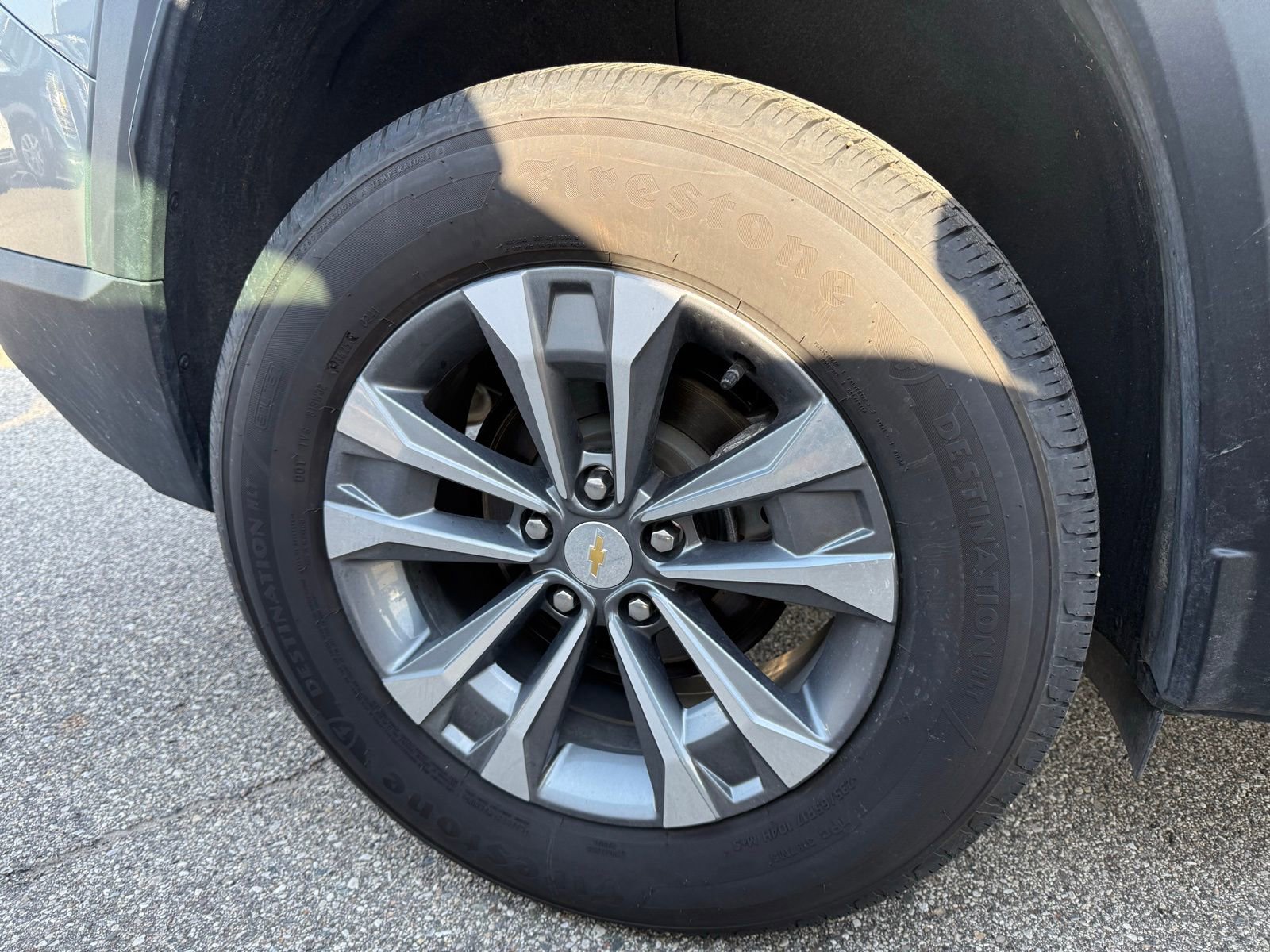 Used 2026 Chevrolet Equinox LT image 9