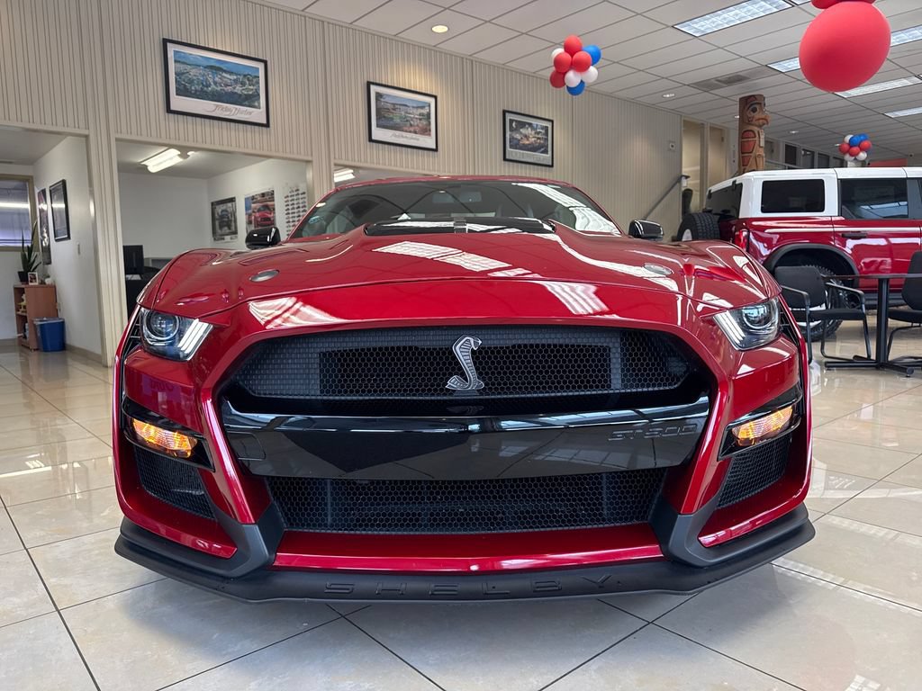 Used 2021 Ford Mustang Shelby GT500 w/ Technology Package RWD image 11