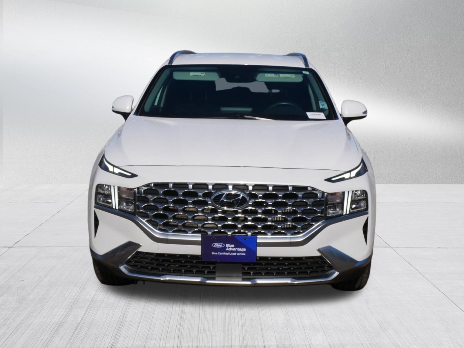 Used 2022 Hyundai Santa Fe Blue image 2