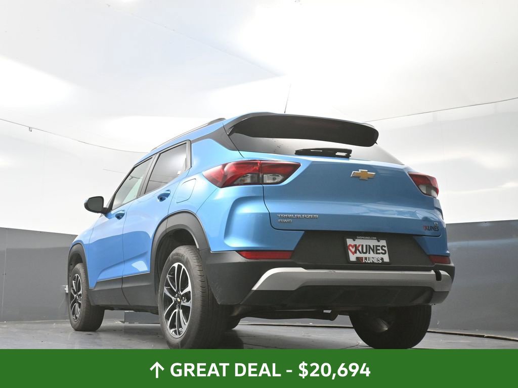 Used 2025 Chevrolet TrailBlazer LT AWD/4WD image 58