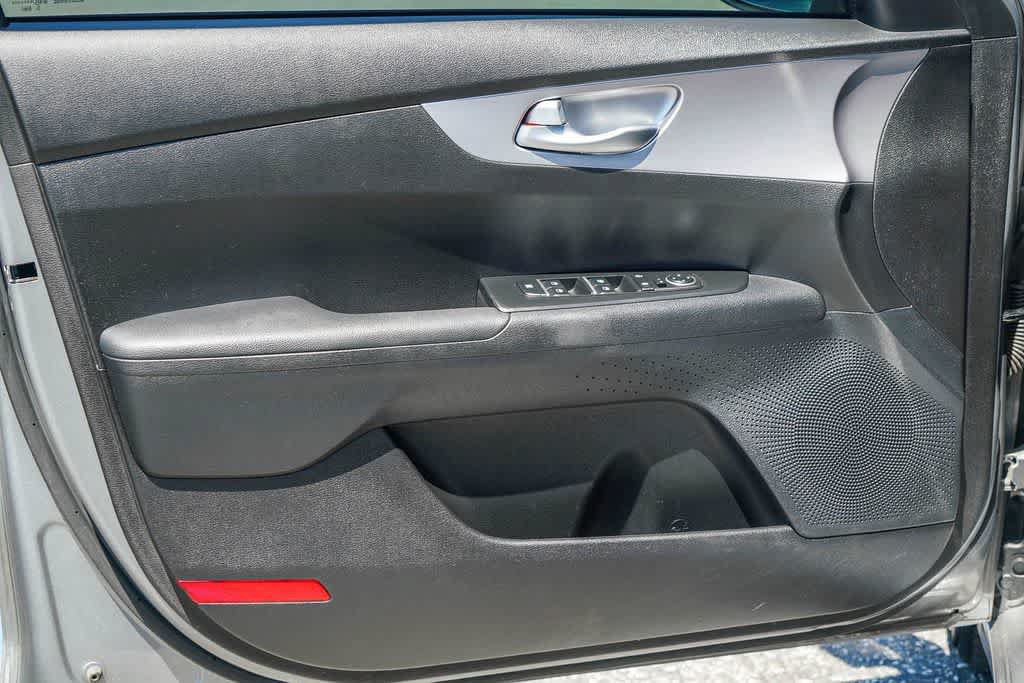 Certified 2023 Kia Forte LXS FWD image 19