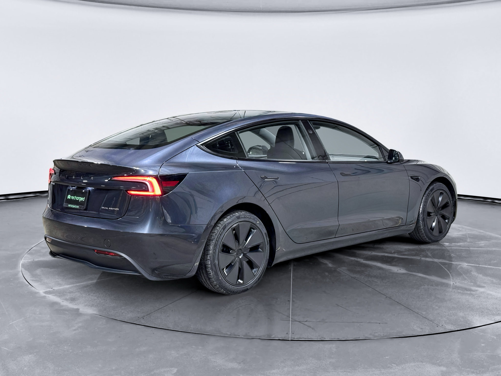 Used 2024 Tesla Model 3 Long Range AWD/4WD image 3