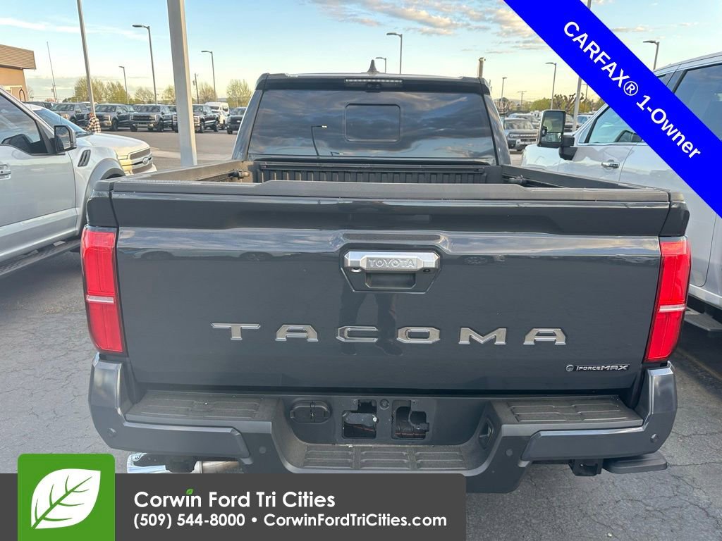 Used 2025 Toyota Tacoma Limited image 7