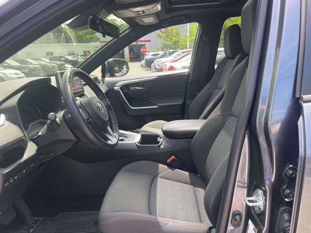Used 2024 Toyota RAV4 SE w/ Weather & Moonroof Package AWD/4WD image 18