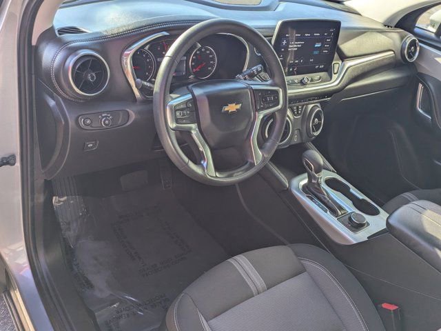 Used 2025 Chevrolet Blazer LT image 17