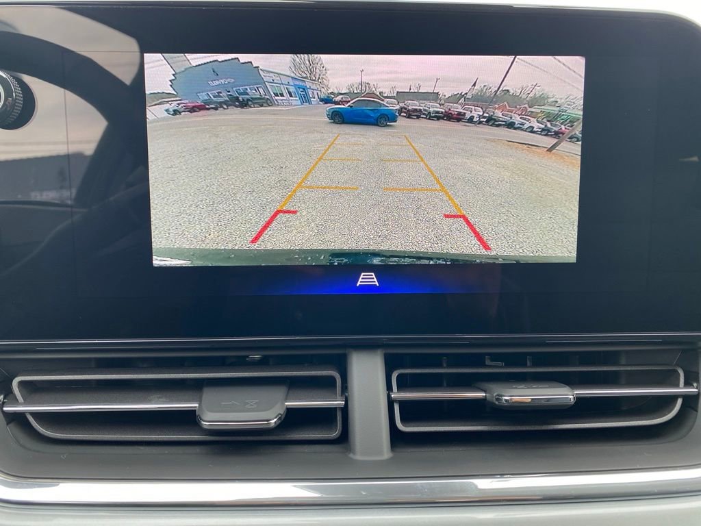 New 2026 Chevrolet Trax LT w/ Driver Confidence Package image 14