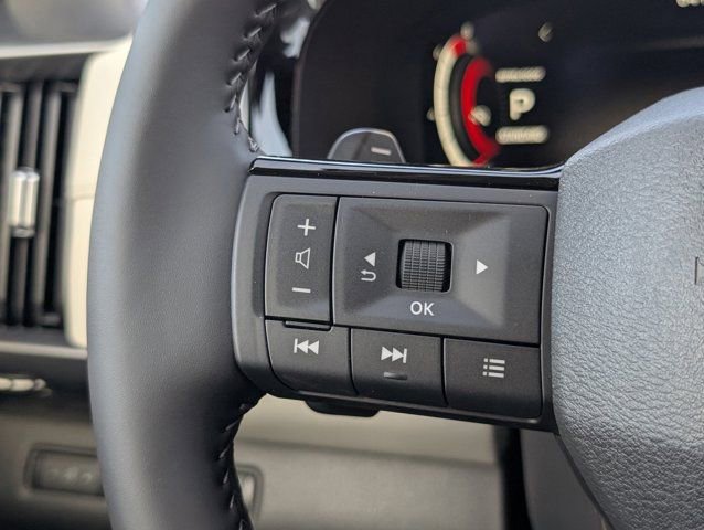 New 2026 Nissan Pathfinder SL image 13