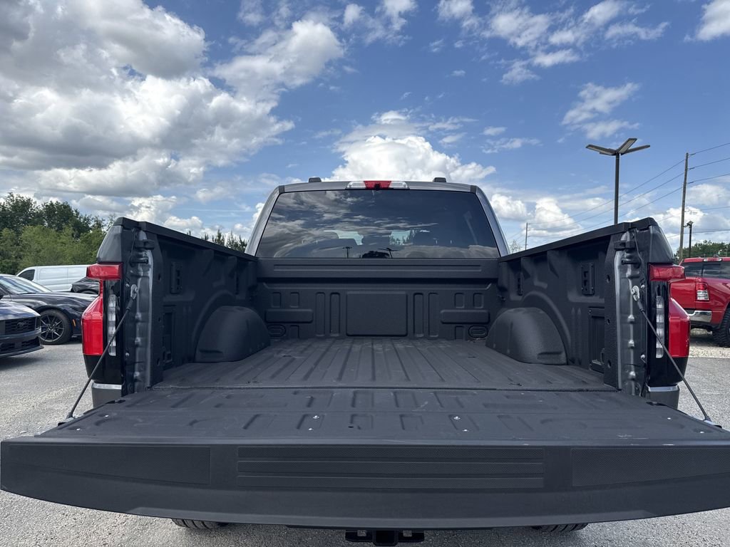 New 2025 Ford F150 Lightning XLT image 27