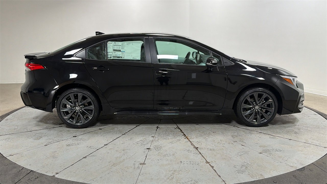 New 2026 Toyota Corolla SE image 6