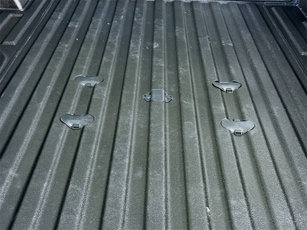 Used 2025 Chevrolet Silverado 3500 LT w/ Safety Package image 29