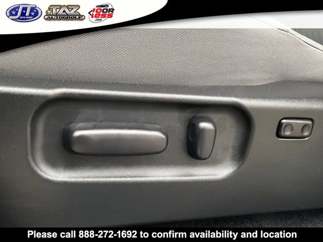 Used 2023 Toyota Tacoma SR5 w/ Technology Package image 11