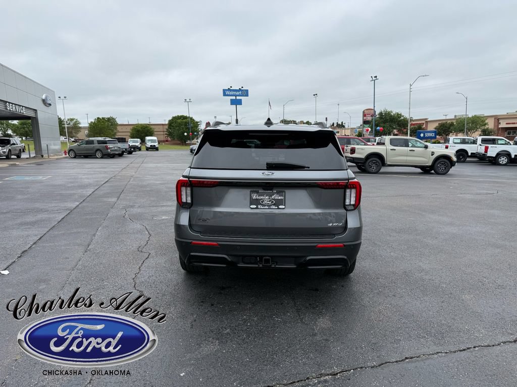 Used 2025 Ford Explorer ST-Line w/ Premium Package AWD/4WD image 4