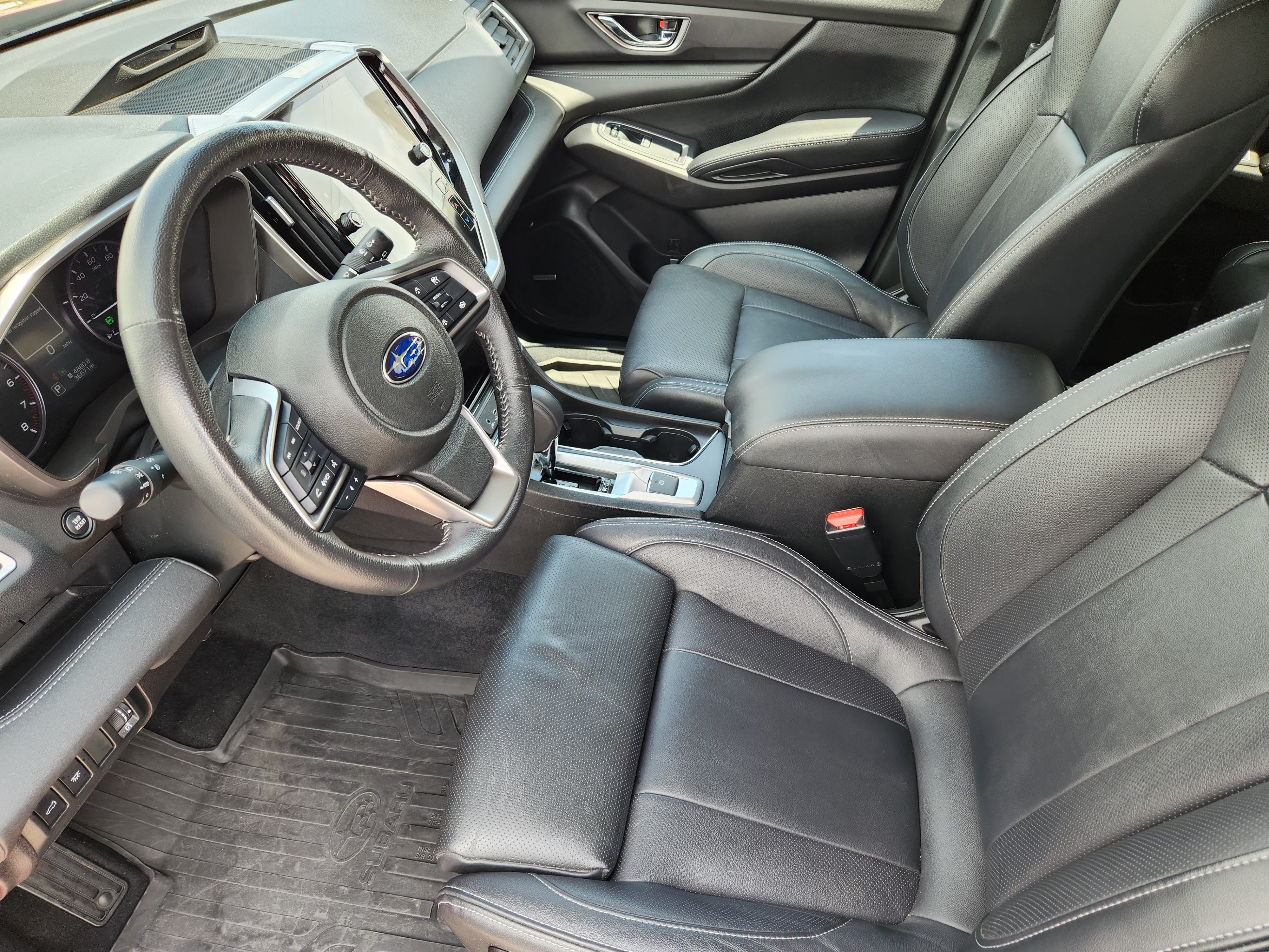 Used 2024 Subaru Ascent Limited w/ Technology Package AWD/4WD image 12