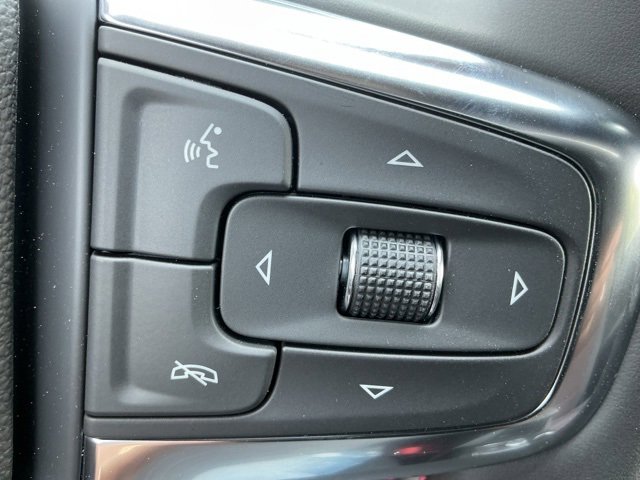 New 2025 Chevrolet Blazer RS w/ Driver Confidence II Package image 9