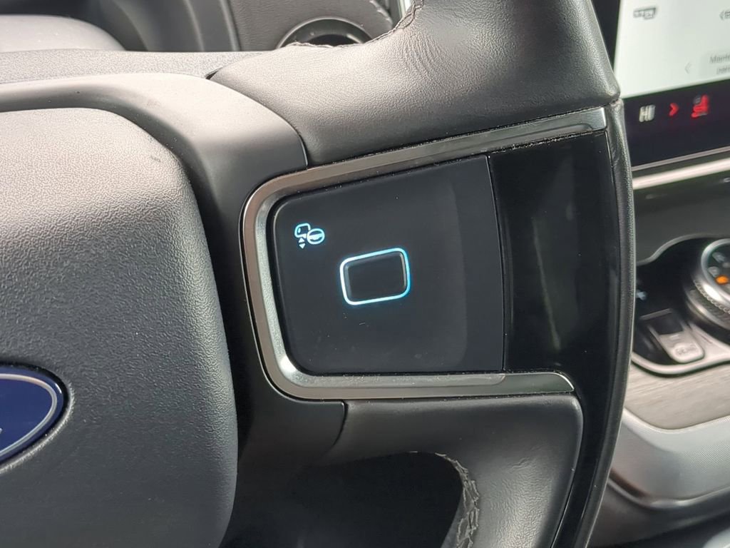 Used 2025 Ford Expedition Platinum image 22